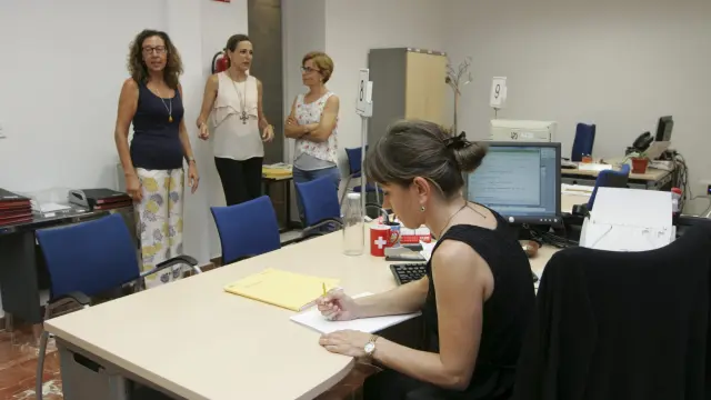 Imagen de la visita que ha realizado la Subdelegada del Gobierno en Huesca, María Teresa Lacruz.