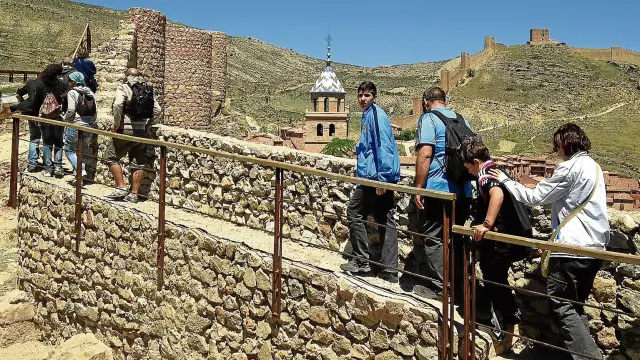 El rodaje de la película americana puede complementar los importantes recursos que ya se generan en Albarracín con el turismo.