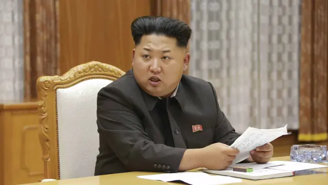 Reunión de  Kim Jong Un con sus jefes militares