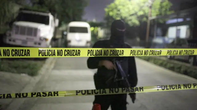 Mueren catorce pandilleros en una cárcel de El Salvador