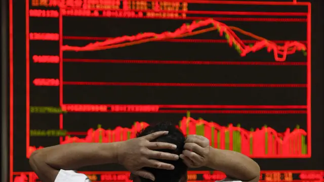 La Bolsa de Shanghai se dejó más de un 8%