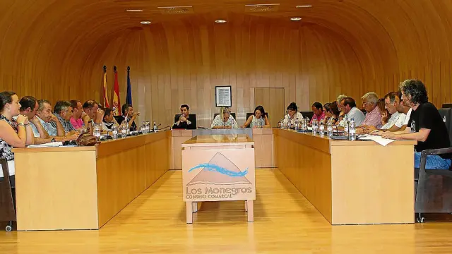 La sesión plenaria, que tuvo lugar en Sariñena, fue el estreno de Judith Budíos.