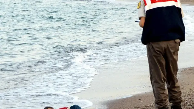 Un niño sirio ahogado en la playa turca de Bodrum