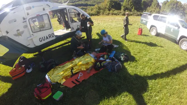 Rescate del montañero herido en el Barranco de Arriel.