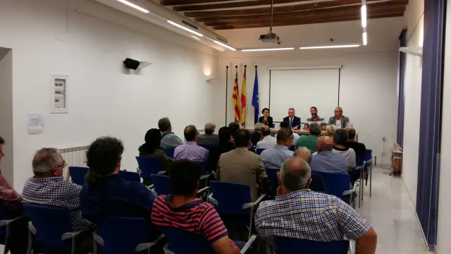 Reunión entre Olona y los alcaldes de los municipios afectados