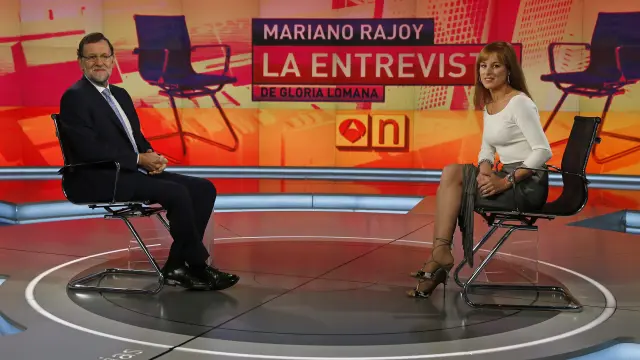 Mariano Rajoy durante su entrevista en Antena 3 con Gloria Lomana.