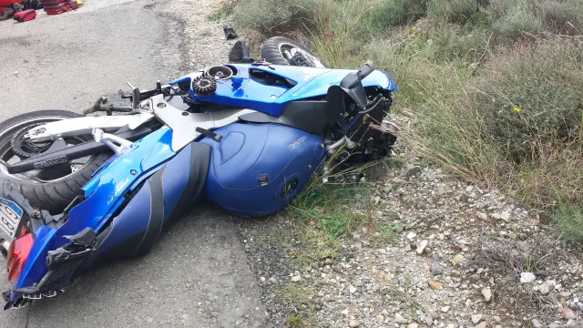 Moto accidentada en la N-230