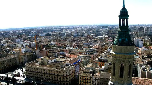 Vistas de Zaragoza desde la Basílica del Pilar.