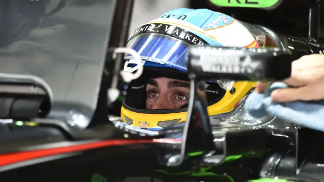 Fernando Alonso se vio obligado a abandonar en el décimo giro por una avería mecánica.