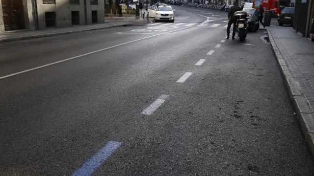 Madrid planea permitir cruzar por cualquier punto en las calles de un único carril