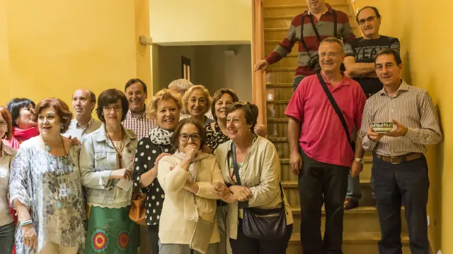 Un grupo de los Amigos del Andalán, impulsado por un grupo de ex profesores del centro, que el próximo curso cumple 25 años