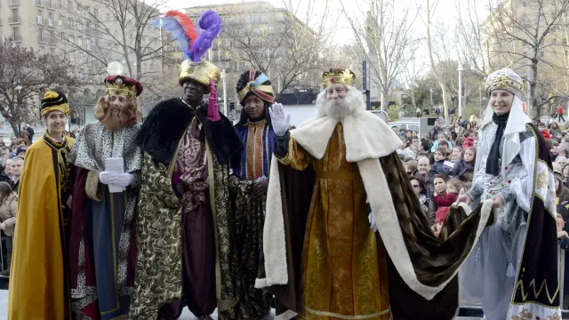 Los tres Reyes Magos asistirán a la cabalgata antes de visitar la casa de todos los zaragozanos.
