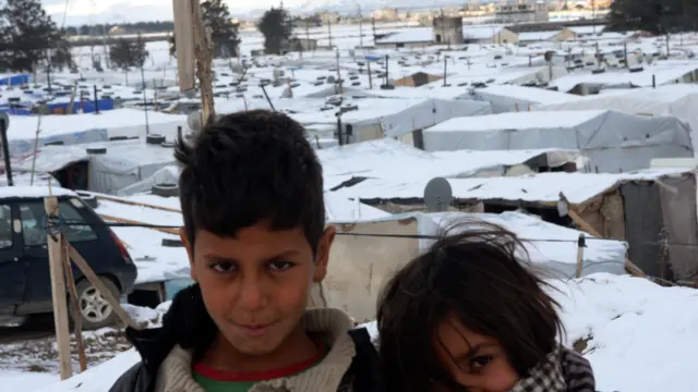 Niños sirios refugiados en el campo de Bekaa Valley, en Siria