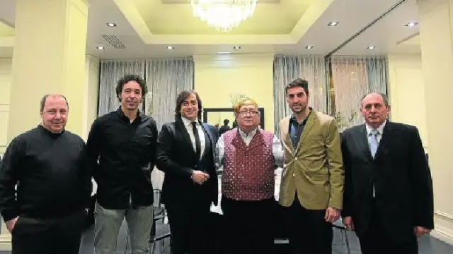 José Enrique Deza, Paco Fuster, Nacho del Río, Pedro Morales, Héctor Artal y Alfredo Artal, en el hotel Reino de Aragón.