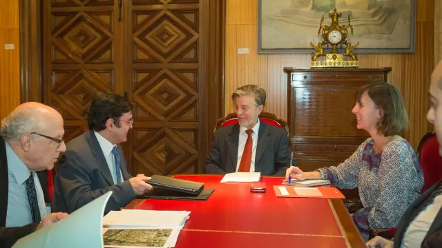 Encuentro entre el Ayuntamiento de Zaragoza y la Confederación Hidrográfica del Ebro