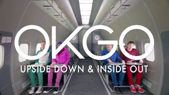 Fotograma del videoclip de la canción Upside Down & Inside Out de Ok Go.