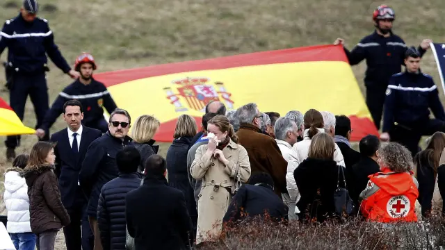 La primera visita a Le Vernet. Los familiares de las 150 víctimas del accidente del vuelo Germanwings estuvieron por primera vez en la zona del siniestro el 26 de marzo de 2015.