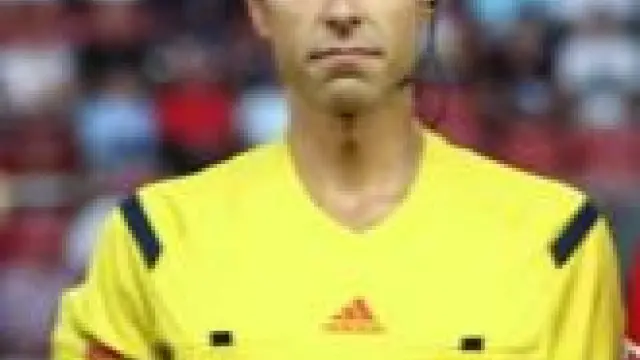 Cordero Vega, árbitro santanderino de 32 años que debuta este año en Segunda División.