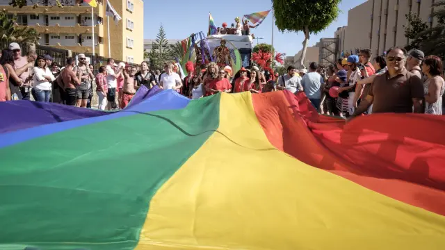 Día del Orgullo LGTB en la calle del Puerto de Maspalomas de Madrid.