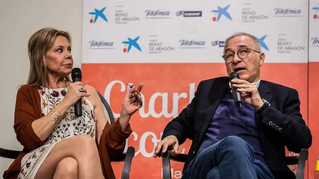 Mari Cruz Soriano y Javier Sardá repasaron la trayectoria personal y profesional del periodista.