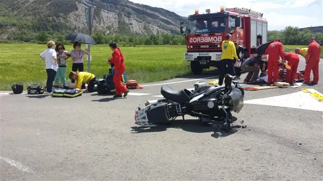 En el accidente se han visto involucrados un turismo y una moto de gran cilindrada