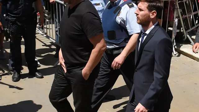 Messi, a la entrada a los Juzgados.