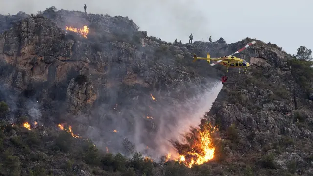 Incendio en la sierra del Molino, en Murcia