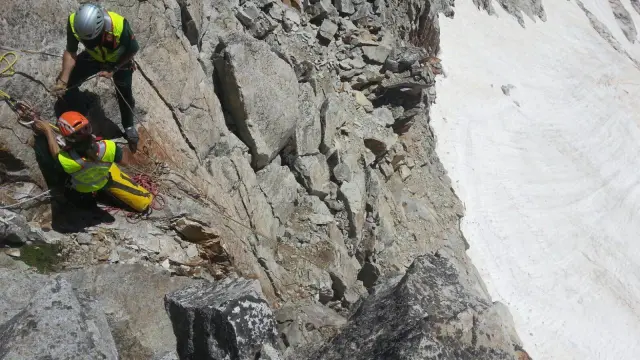 El GREIM rescata el cuerpo sin vida del montañero