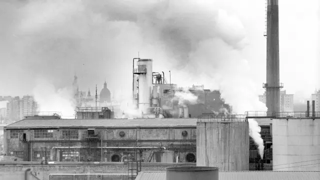 La vieja fábrica química de La Almozara, en una foto de los años 60.