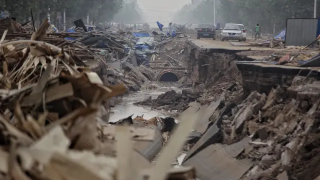 Una carretera afectada por el temporal en Xingtai