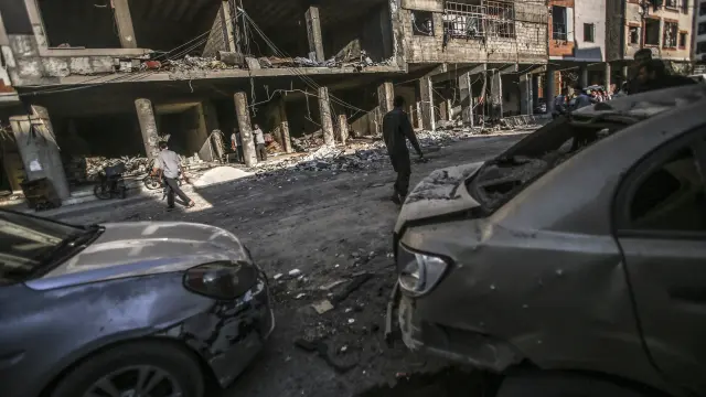 Ataque aéreo contra la ciudad controlada por los rebeldes de Douma en Siria