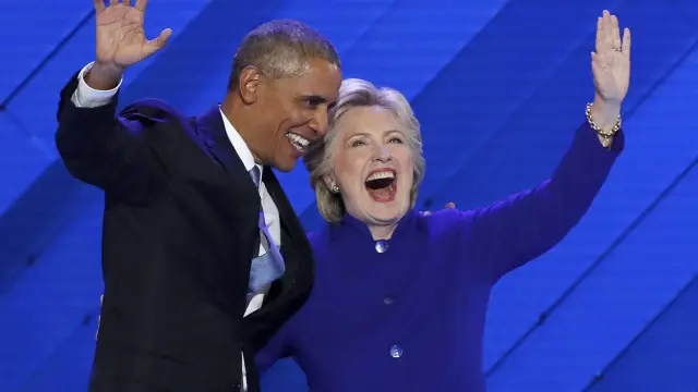 Barack Obama junto a Hillary Clinton en la Convención Demócrata.