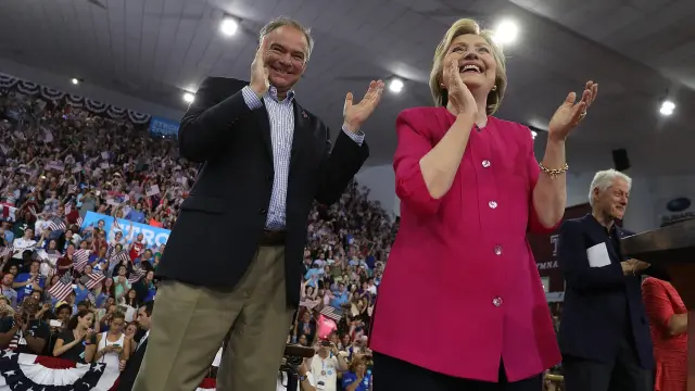 Hillary Clinton y Tim Kaine este viernes en Filadelfia.