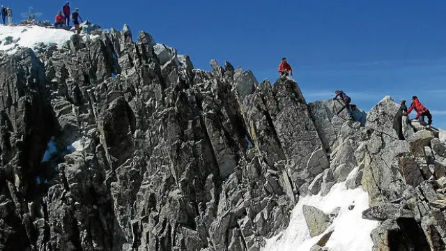 Con sus 3.404 metros, el Aneto es el pico más alto de los Pirineos.