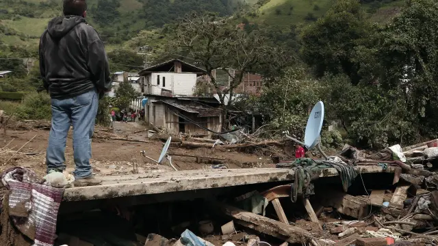 Los remanentes de la tormenta tropical Earl causan 45 muertos en México