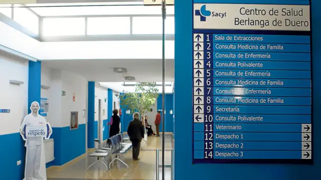 Sala de espera del centro de salud de Berlanga de Duero.