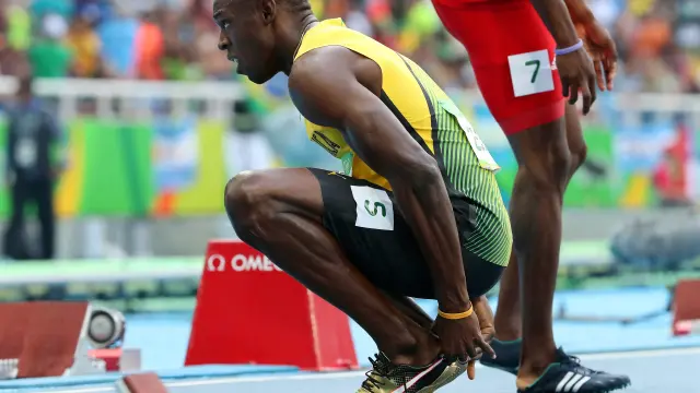  Pagan 16.000 euros por una zapatilla que Usain Bolt usó en el Mundial de Pekín