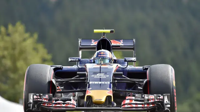 Carlos Sainz en el circuito de Spa.