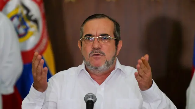 El líder de las FARC, Rodrigo Londoño Echeverri 'Timochenko', declaró este domingo en La Habana el alto el fuego definitivo.