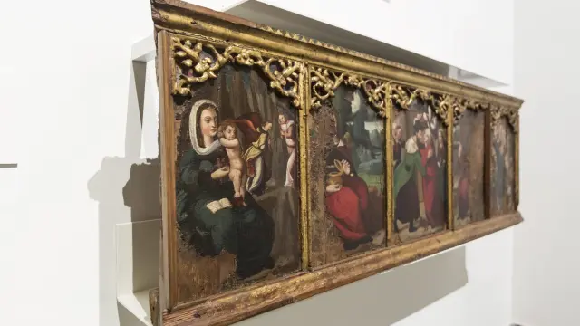 Parte del retablo de la Inmaculada. El resto está en restauración.