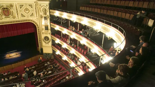La entrada de la actuación, representada en el Teatro Principal, costará 10 euros.