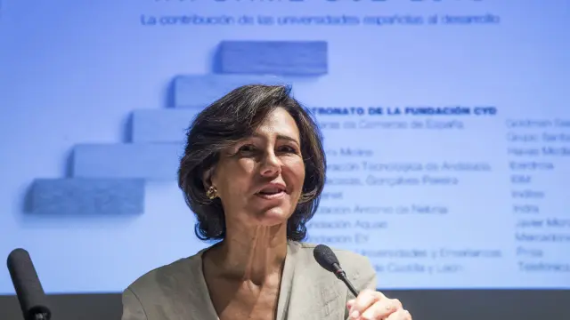 Ana Botín en la presentación del informe de la fundación CYD