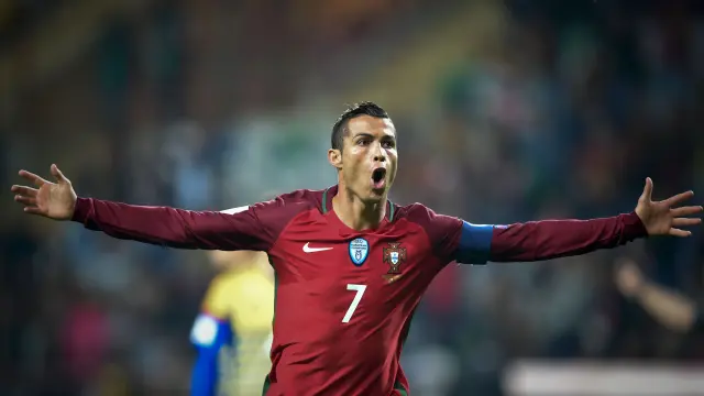 Ronaldo celebra uno de sus goles