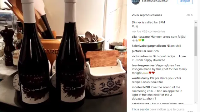 Sarah Jessica Parker sube a Instagram un vídeo donde aparecen dos botellas de vino de Calatayud.