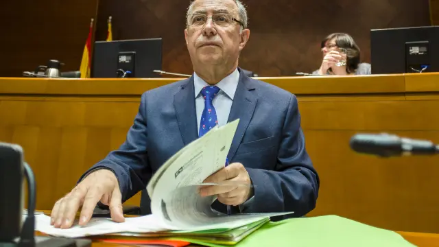 Fernando Gimeno, en una comparecencia ante la comisión de Hacienda de las Cortes