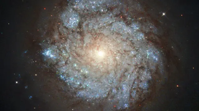 Galaxia NGC 278.
