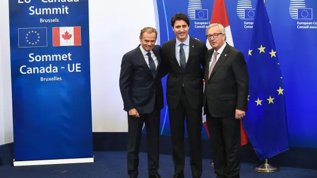 La UE y Canadá firman el acuerdo de libre comercio