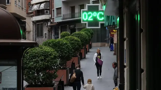 Foto de archivo de un termómetro en Teruel.