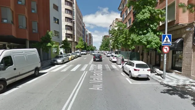 Paso de peatones a la altura de la avenida Valladolid número 15