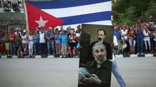 Las cenizas de Fidel Castro llegaron este viernes a su localidad natal, Bayamo, en la provincia suroriental de Granma.